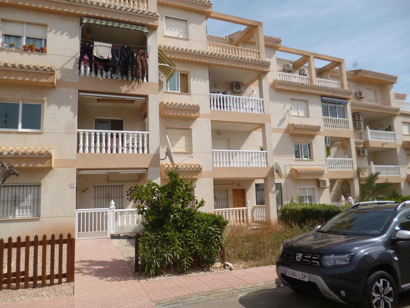 Lejlighed til salg i Playa Flamenca, Alicante