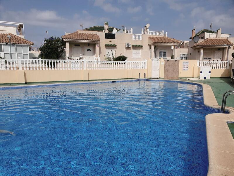 Apartment for sale in Torrevieja, Alicante