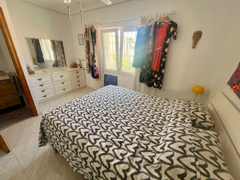 4 Schlafzimmer Villa zu verkaufen