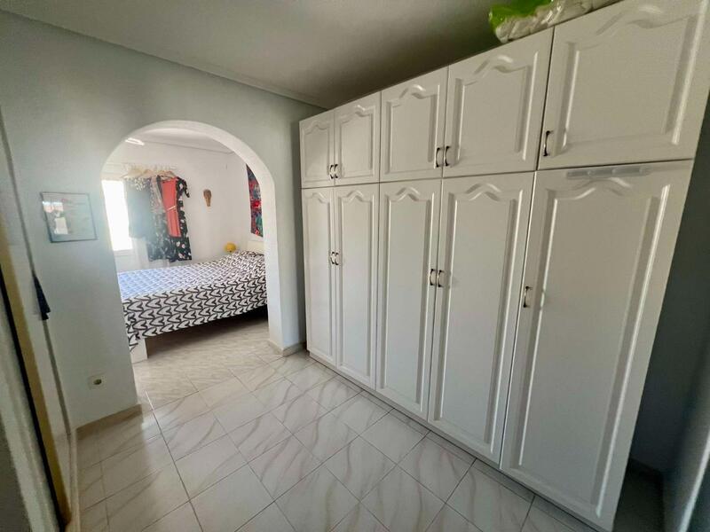 4 Cuarto Villa en venta