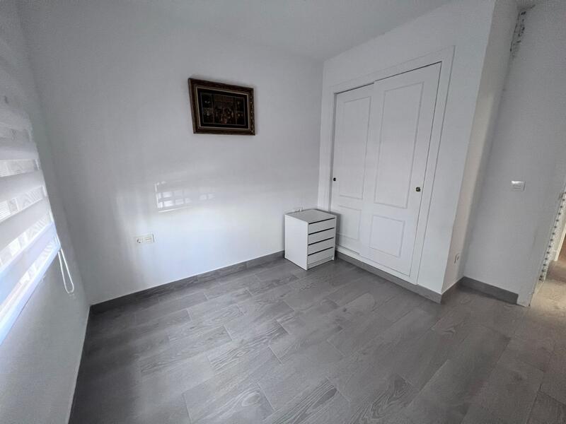 2 slaapkamer Appartement Te koop