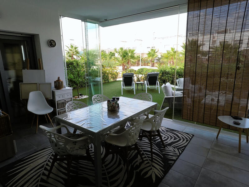 Appartement Te koop in Vistabella Golf, Alicante