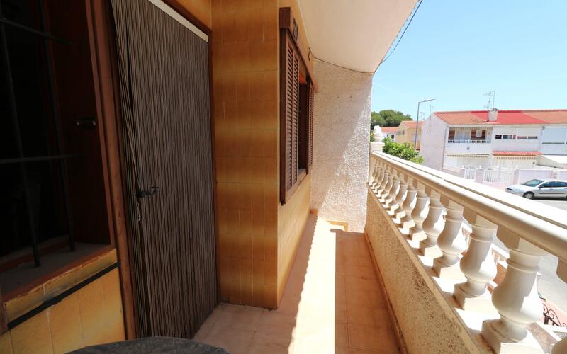 2 Cuarto Villa en venta