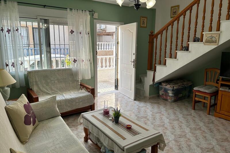 2 Cuarto Villa en venta