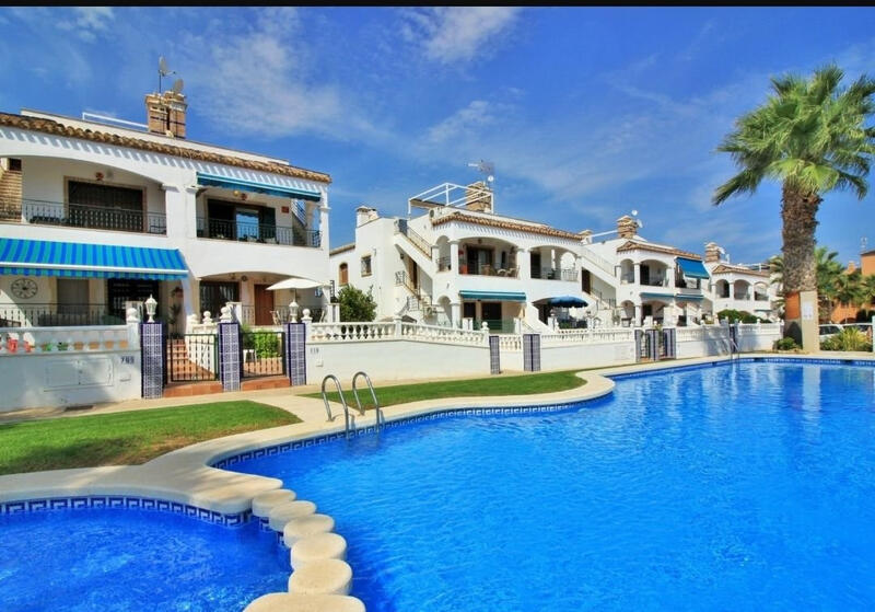 Apartment for sale in Villamartin, Alicante