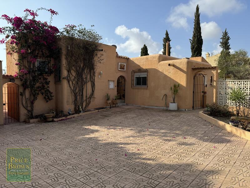 3 Cuarto Villa en venta