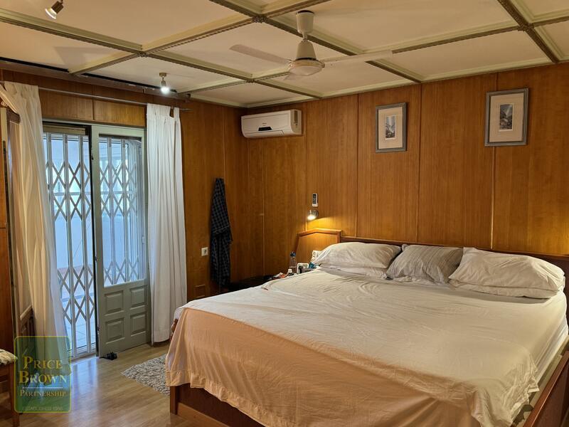 10 chambre Villa à vendre