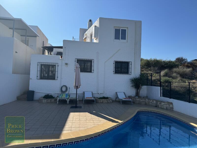 3 bedroom Villa for sale