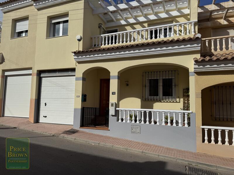 Maison de Ville à vendre dans Los Gallardos, Almería