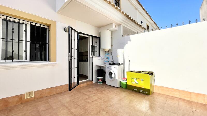 2 bedroom Villa for sale