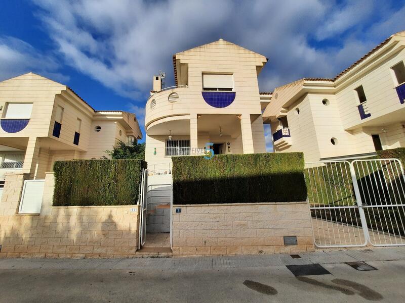 Landhaus zu verkaufen in La Nucia, Alicante