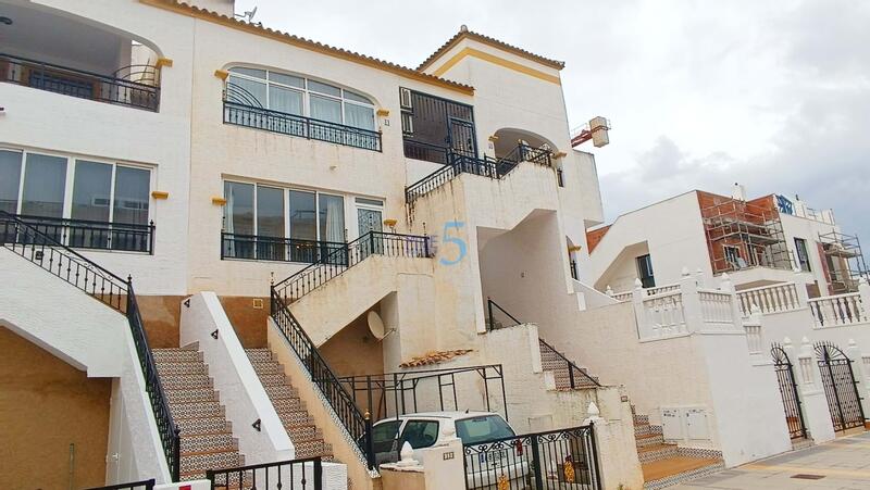 Lejlighed til salg i Orihuela, Alicante