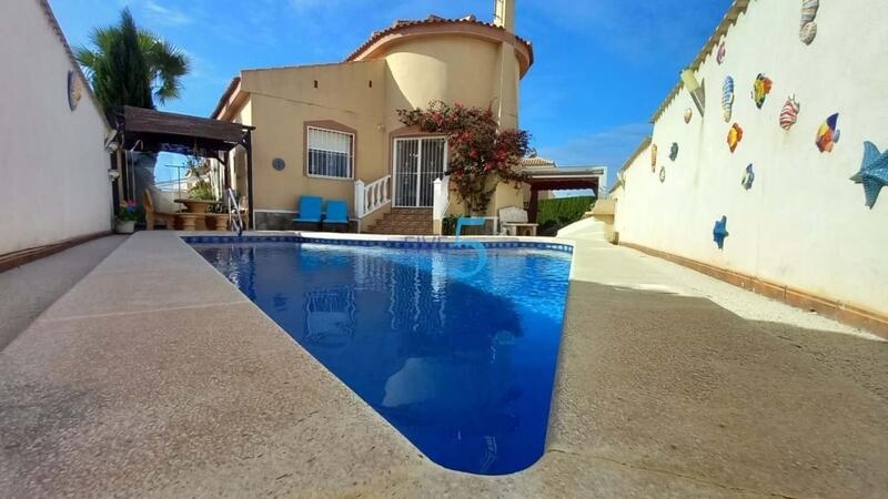 Villa à vendre dans Rojales, Alicante