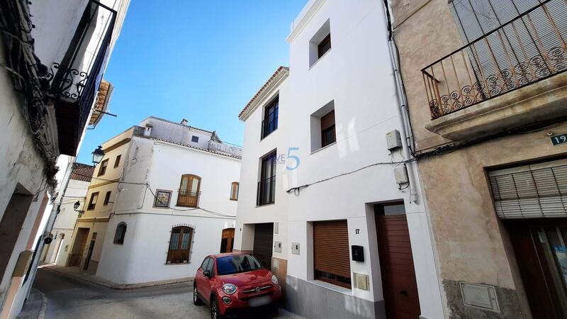 Maison de Ville à vendre dans La Oliva, Cádiz