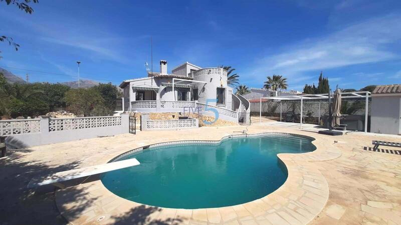 Casa de Campo en venta en Benidorm, Alicante