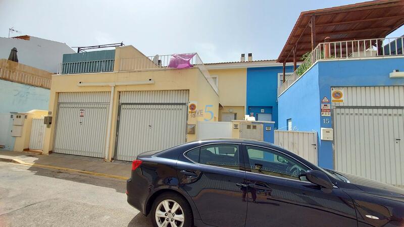 Townhouse for sale in Els Poblets, Alicante