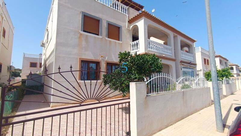 Appartement Te koop in Daya Vieja, Alicante
