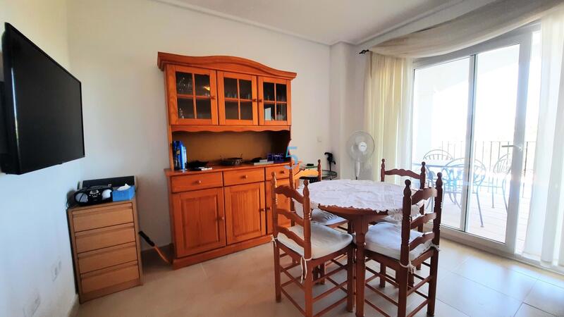 2 bedroom Apartment for sale