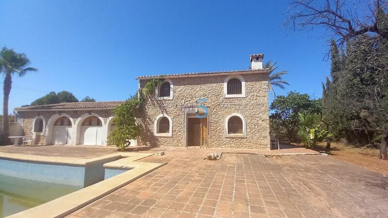 Country House for sale in Xaló, Alicante