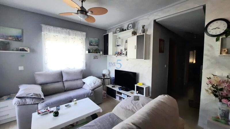 2 slaapkamer Appartement Te koop