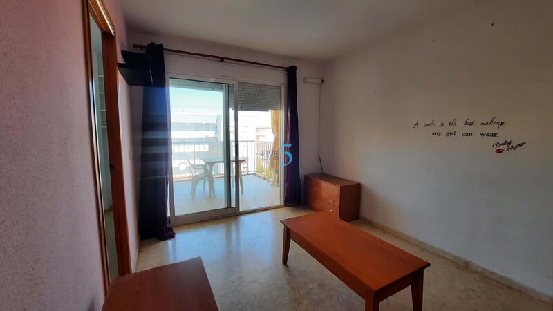 1 bedroom Apartment for sale