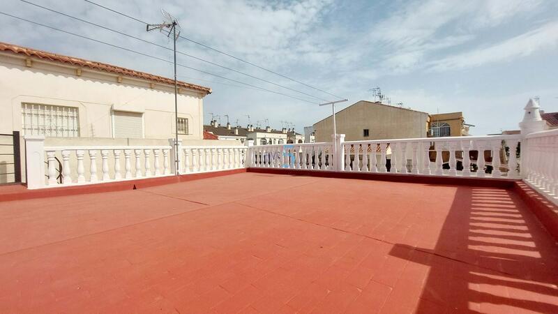 1 Cuarto Villa en venta