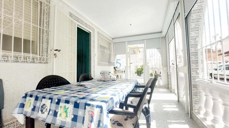 1 slaapkamer Villa Te koop