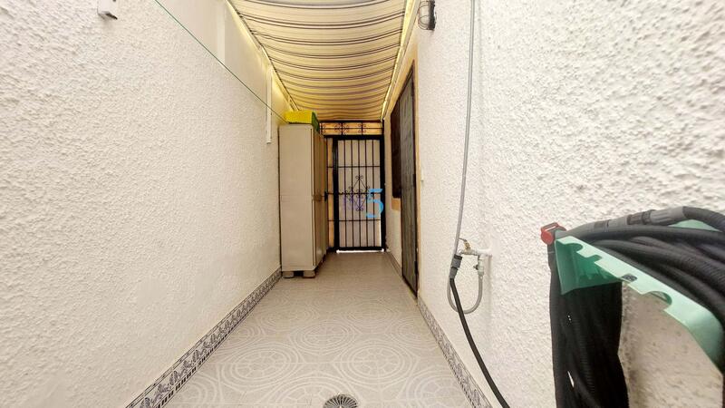 1 Cuarto Villa en venta