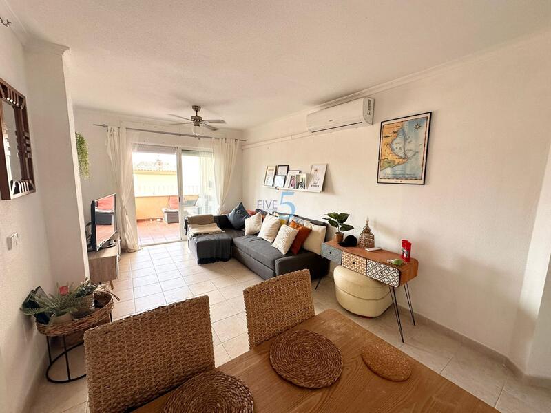 2 bedroom Apartment for sale