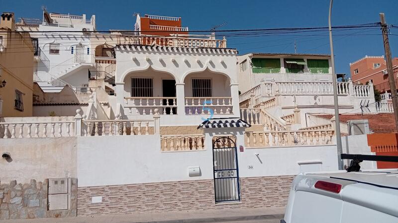 Casa de Campo en venta en San Miguel de Salinas, Alicante