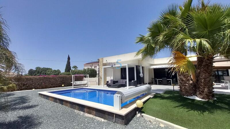 Villa till salu i San Fulgencio, Alicante