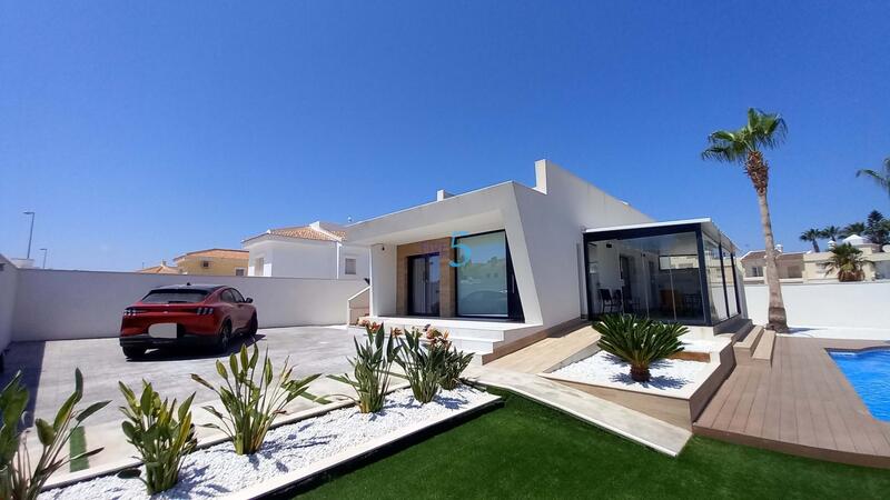 Villa zu verkaufen in Rojales, Alicante