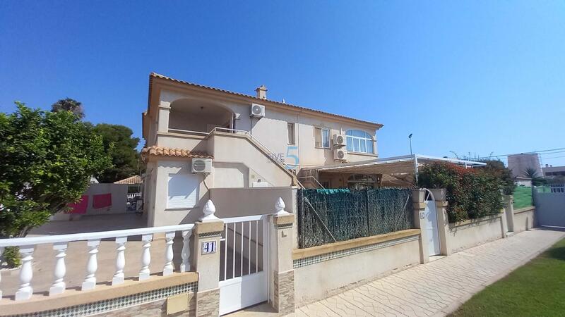 Apartment for sale in Torrevieja, Alicante