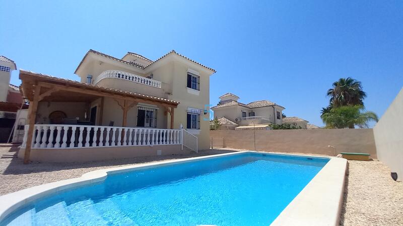 3 bedroom Villa for sale