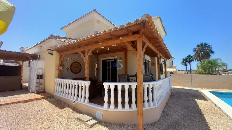 3 bedroom Villa for sale