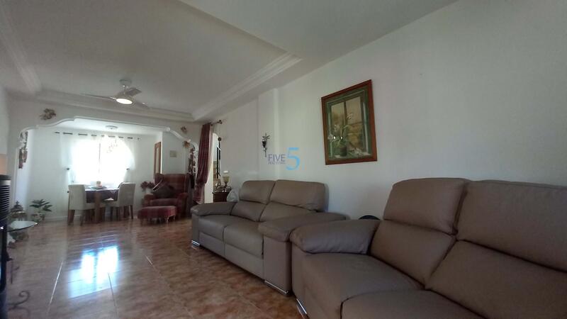 3 Cuarto Villa en venta