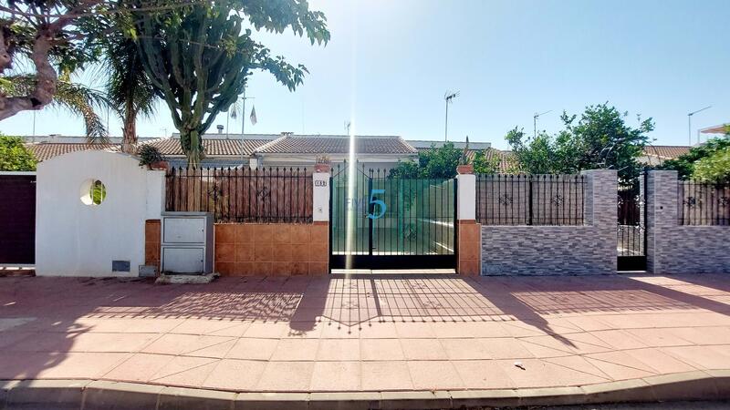 Villa en venta en San Javier, Murcia