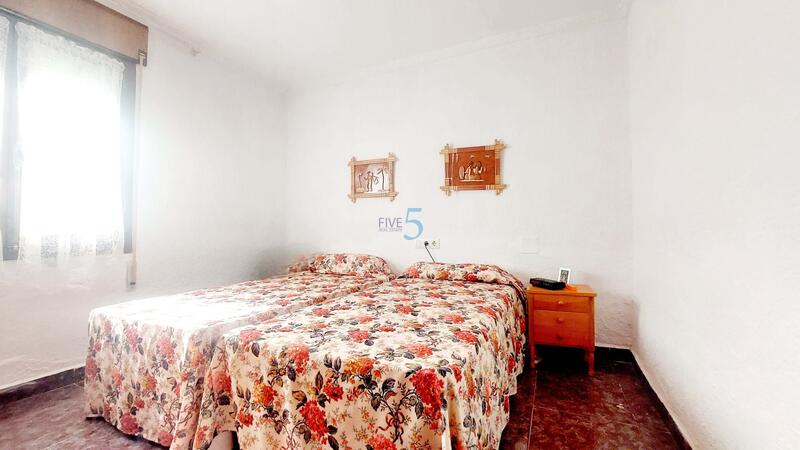 2 Cuarto Villa en venta