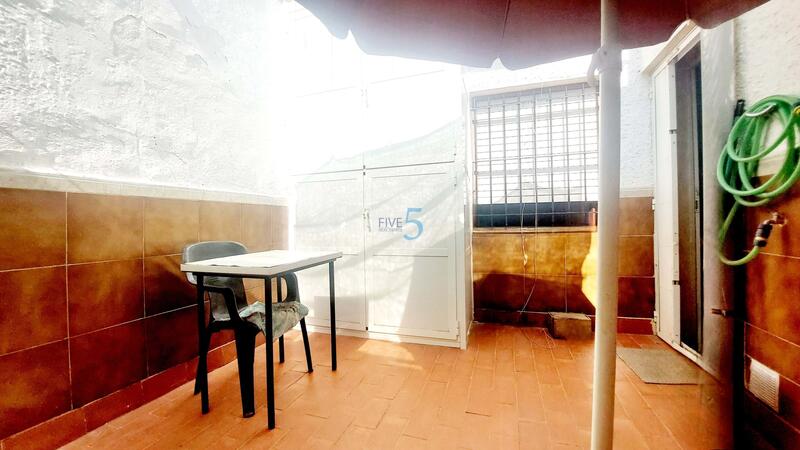 2 Cuarto Villa en venta