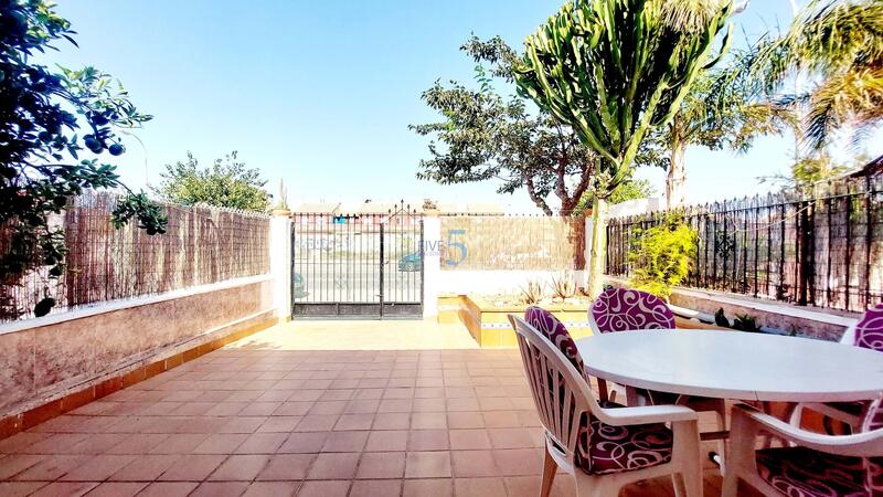 2 Cuarto Villa en venta