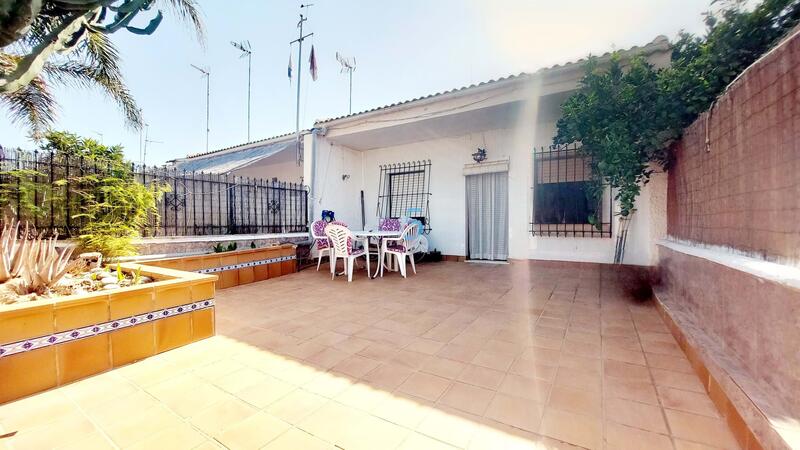 2 Cuarto Villa en venta