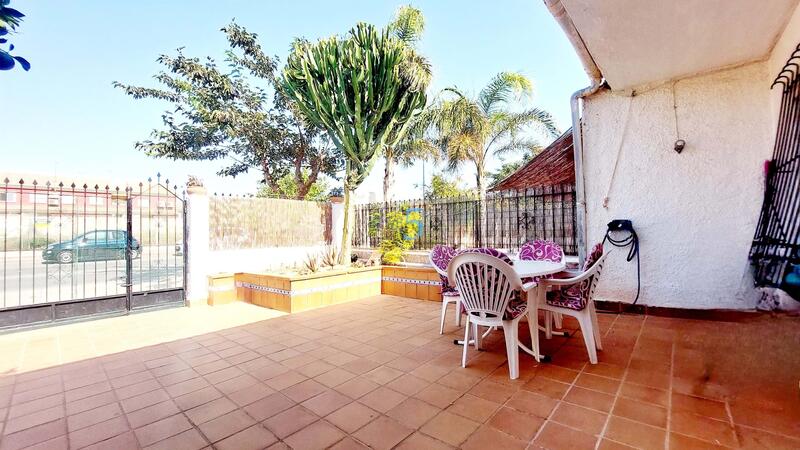 2 Cuarto Villa en venta