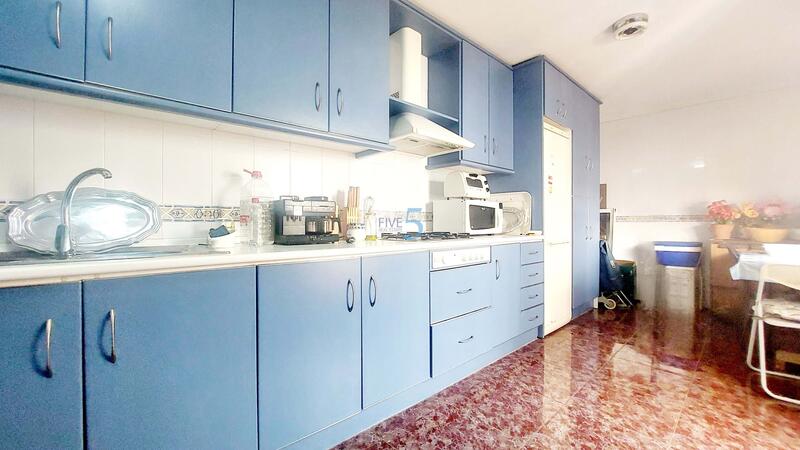 2 Cuarto Villa en venta