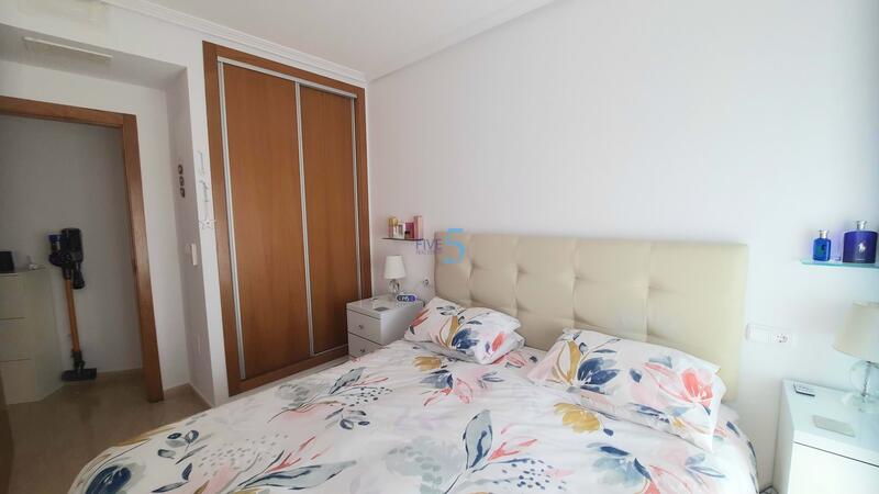 4 slaapkamer Appartement Te koop