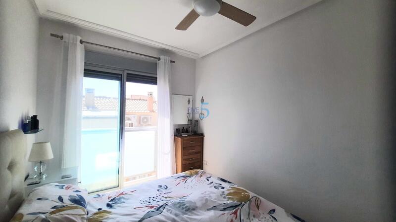 4 slaapkamer Appartement Te koop