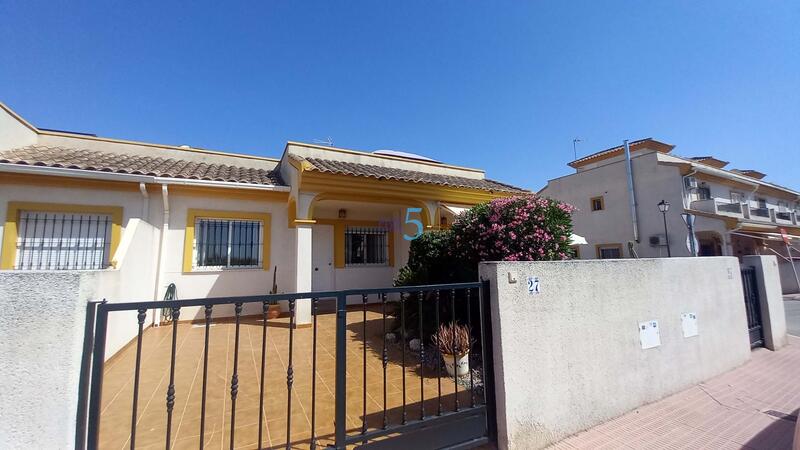 Villa à vendre dans Daya Nueva, Alicante