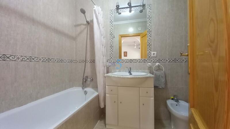 2 Cuarto Villa en venta