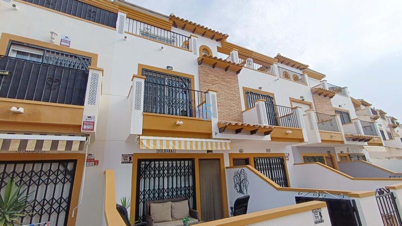 Townhouse for sale in Orihuela, Alicante