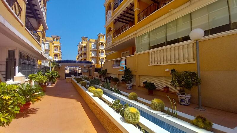 Apartamento en venta en Algorfa, Alicante