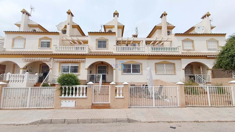 Maison de Ville à vendre dans Orihuela, Alicante